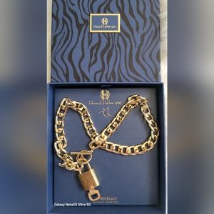 LV LOCK AND KEY WITH CHAIN